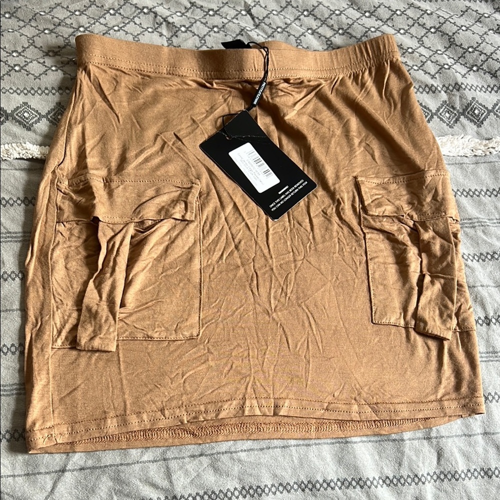 PrettyLittleThing Camel Pencil Skirt
